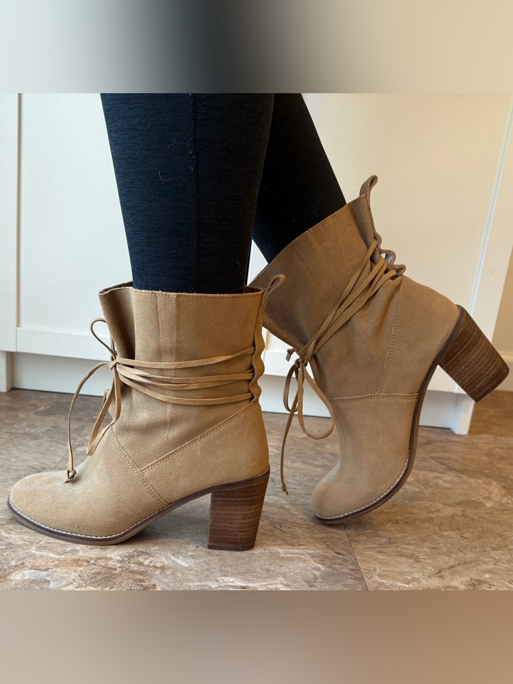 Toms Women’s Tan Wrap-Detail Mid Heel Slouchy Ankle Boots